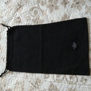 VALENTINO GARAVANI BLACK DUSTER BAG 14"X8"